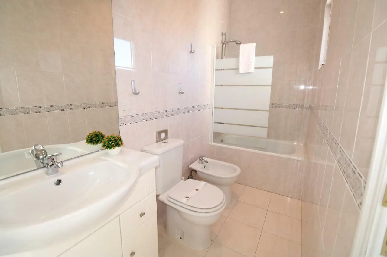 Appartement Sete Rios, Near Zoo Lisboa/ Free Wifi  Lisboa